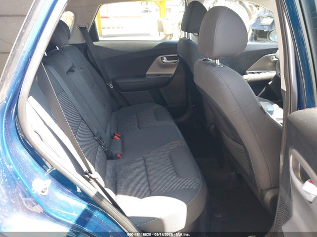 2019 KIA NIRO LX 8