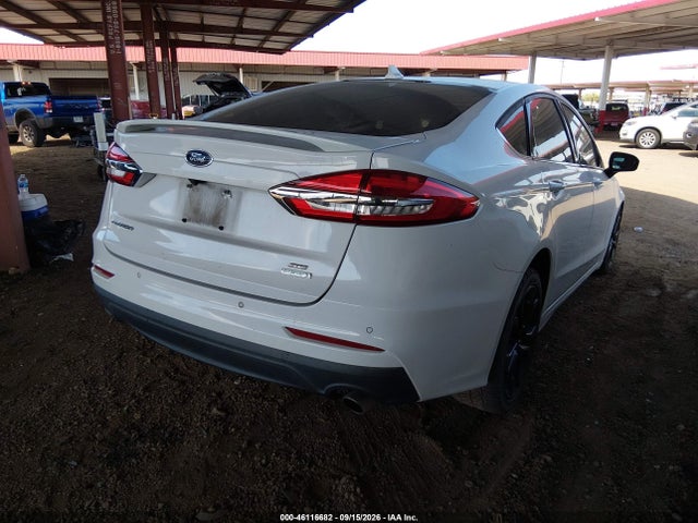 2019 FORD FUSION SE 4