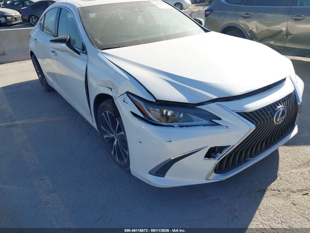 2025 LEXUS ES 300H LUXURY 6