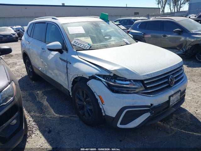 2022 VOLKSWAGEN TIGUAN 2.0T SE
