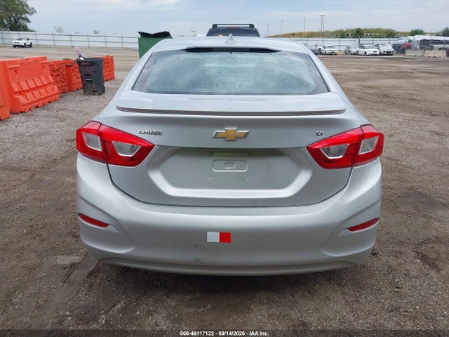 2017 CHEVROLET CRUZE LT AUTO 16