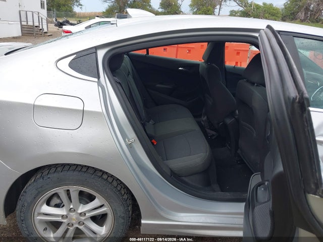 2017 CHEVROLET CRUZE LT AUTO 8