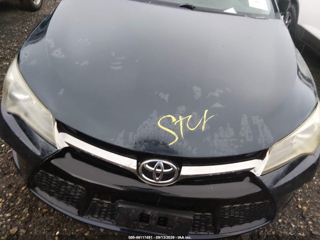 2017 TOYOTA CAMRY SE 10