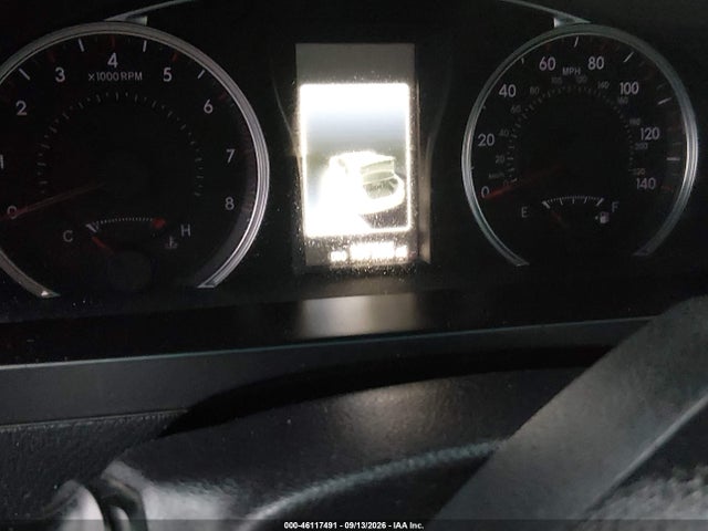 2017 TOYOTA CAMRY SE 14