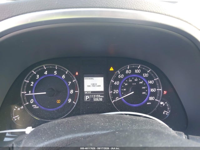 2017 INFINITI QX70 7