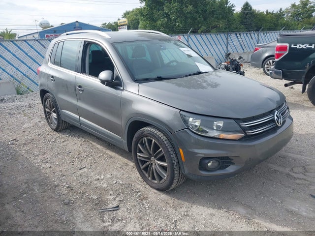 2013 VOLKSWAGEN TIGUAN SE
