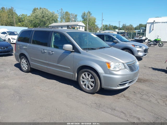 2016 CHRYSLER TOWN & COUNTRY TOURING
