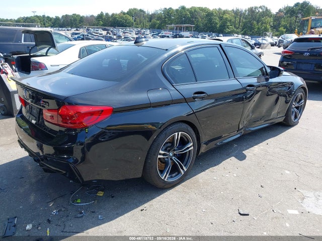 2019 BMW M5 COMPETITION 4