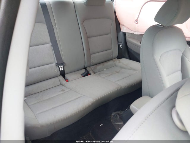 2017 HYUNDAI ELANTRA SE 8