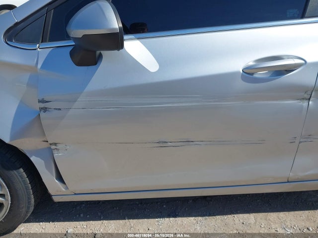 2017 CHEVROLET CRUZE LT AUTO 20
