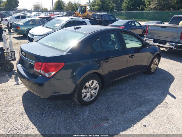 2017 CHEVROLET CRUZE LT AUTO 4