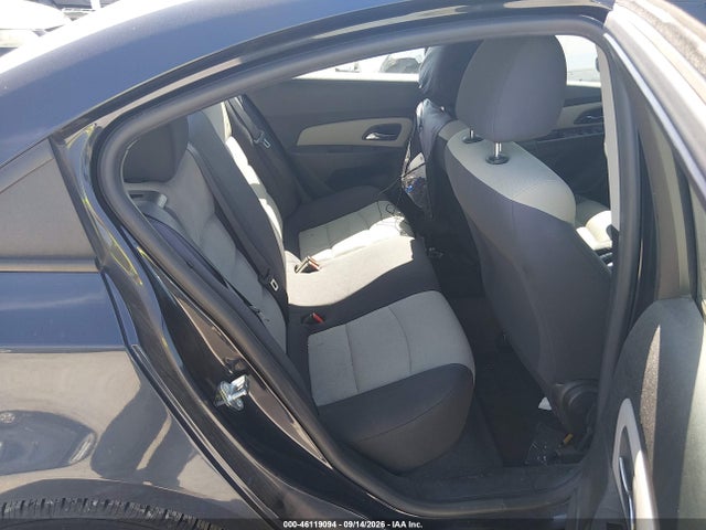 2017 CHEVROLET CRUZE LT AUTO 8