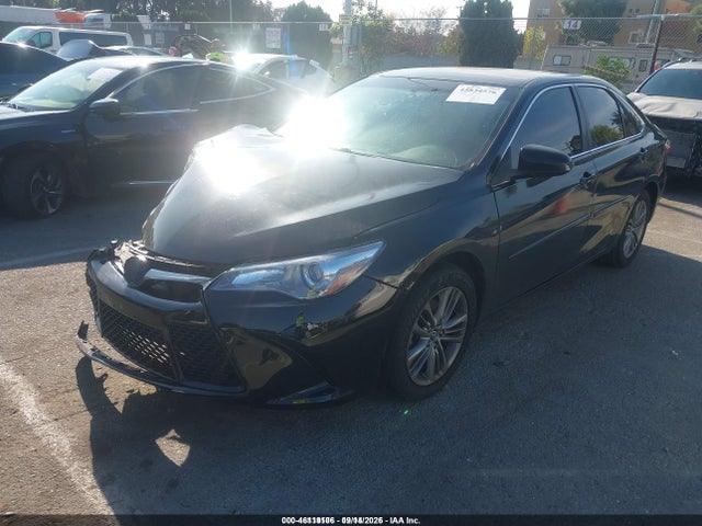 2017 TOYOTA CAMRY SE 2