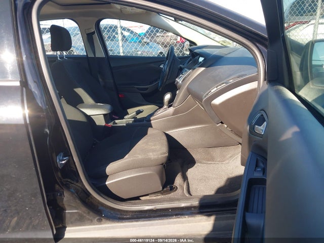 2017 FORD FOCUS SEL 5