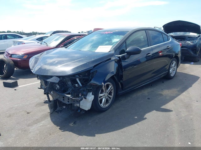 2017 CHEVROLET CRUZE LT AUTO 2