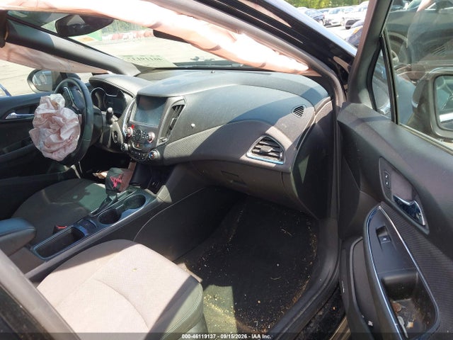 2017 CHEVROLET CRUZE LT AUTO 5