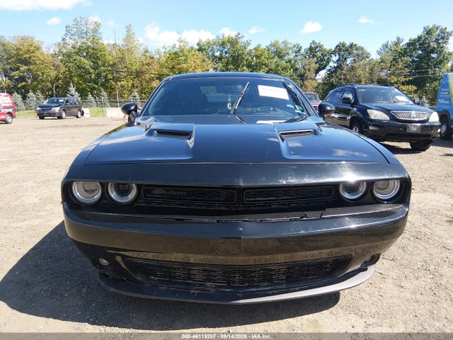 2019 DODGE CHALLENGER SXT 6