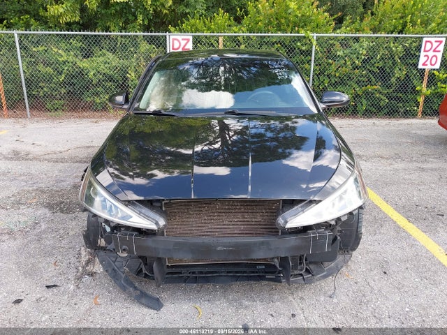2019 HYUNDAI ELANTRA SE 13