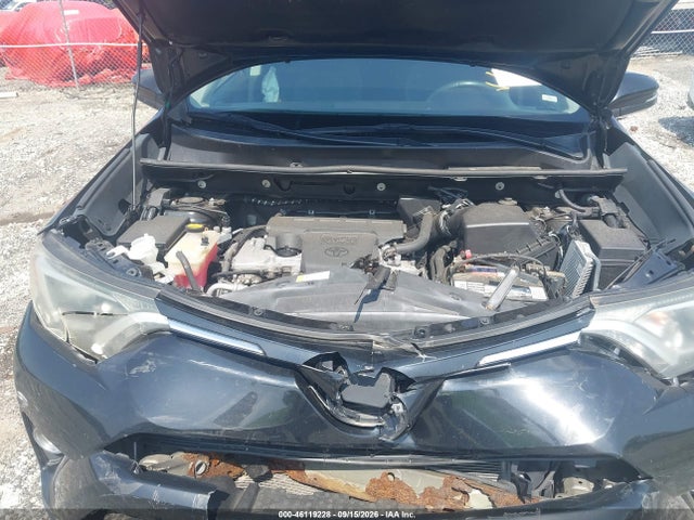 2018 TOYOTA RAV4 XLE 10