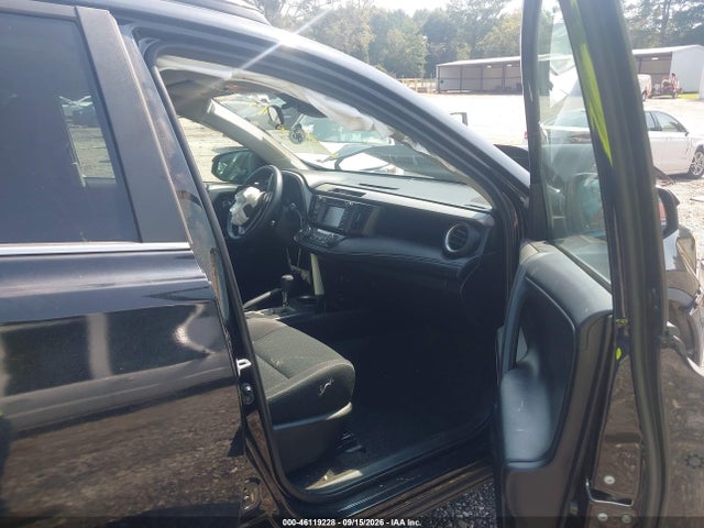 2018 TOYOTA RAV4 XLE 5