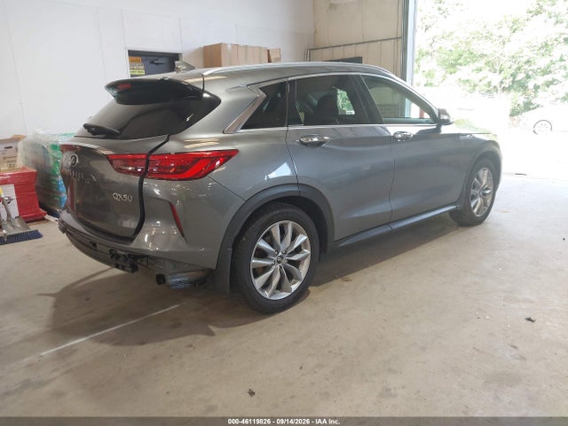2019 INFINITI QX50 LUXE 4