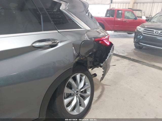 2019 INFINITI QX50 LUXE 6