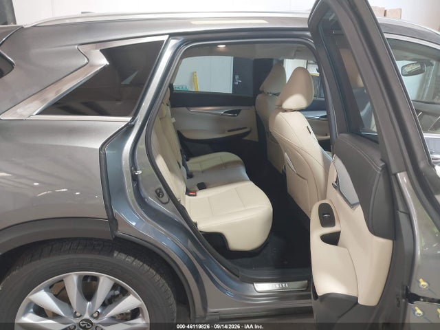 2019 INFINITI QX50 LUXE 8