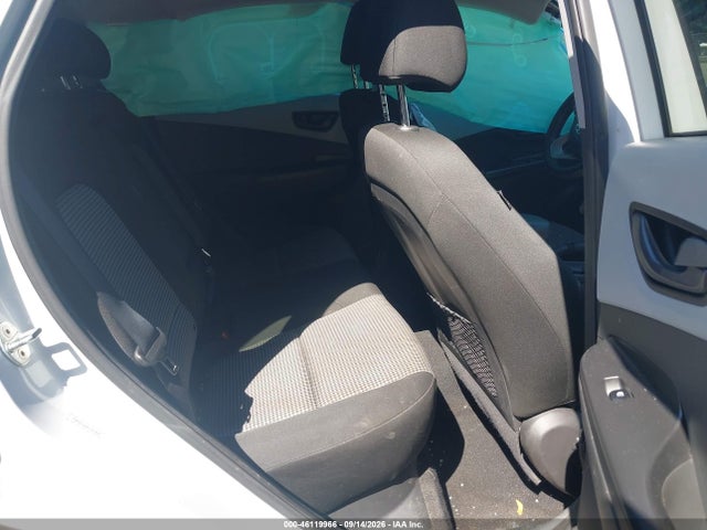 2019 HYUNDAI KONA SEL 8