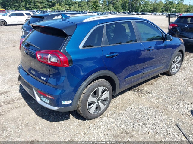 2017 KIA NIRO LX 4