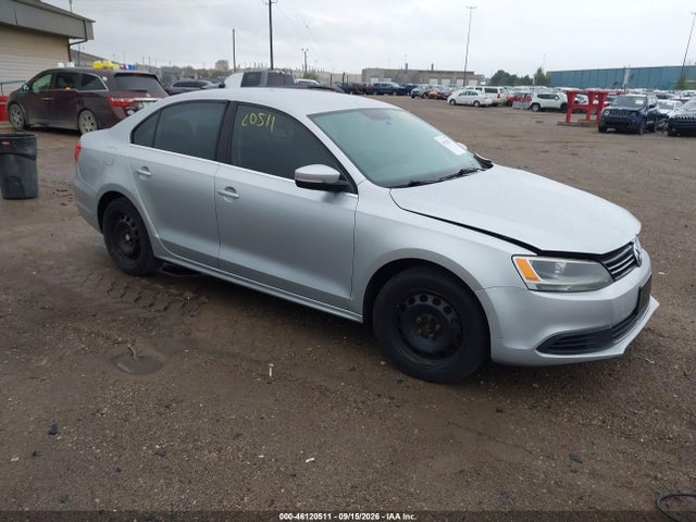 2013 VOLKSWAGEN JETTA 2.5L SE