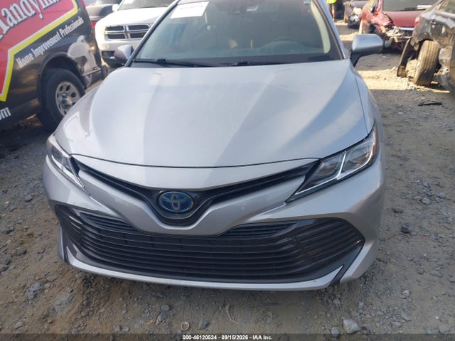 2019 TOYOTA CAMRY HYBRID LE 12