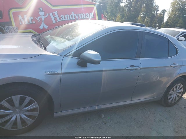 2019 TOYOTA CAMRY HYBRID LE 14