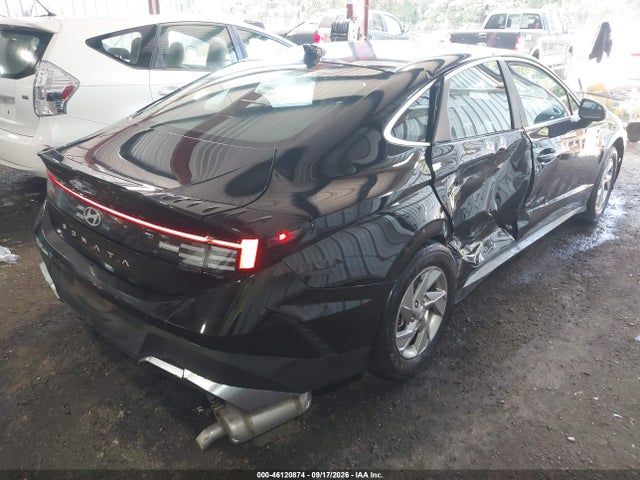 2025 HYUNDAI SONATA SE 4