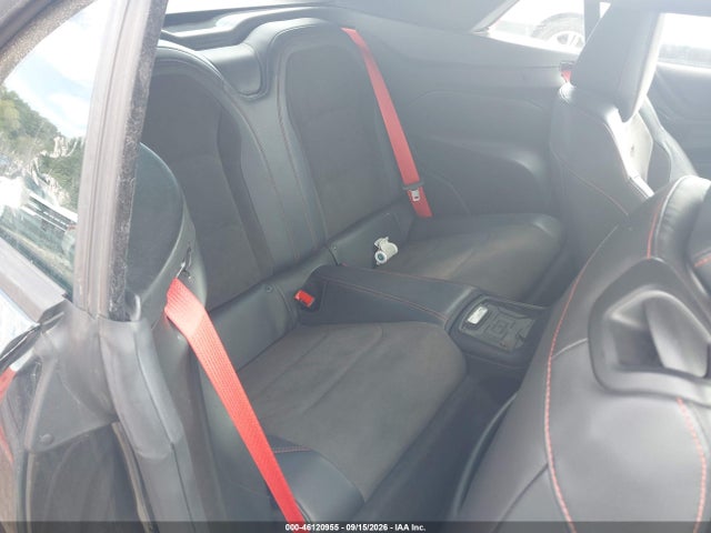 2017 CHEVROLET CAMARO 8