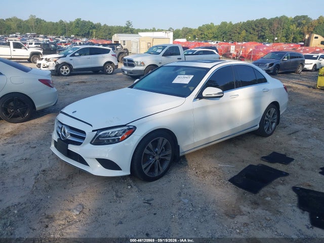 2019 MERCEDES-BENZ C 300 2