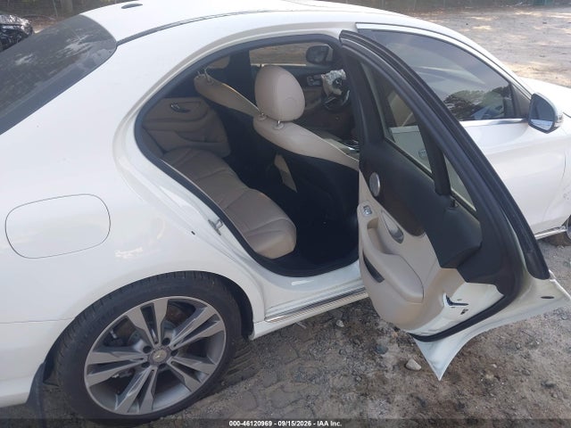 2019 MERCEDES-BENZ C 300 8