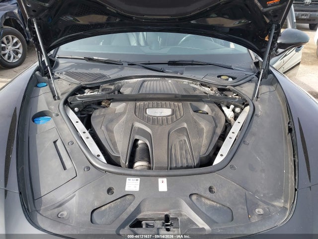 2018 PORSCHE PANAMERA 4 10
