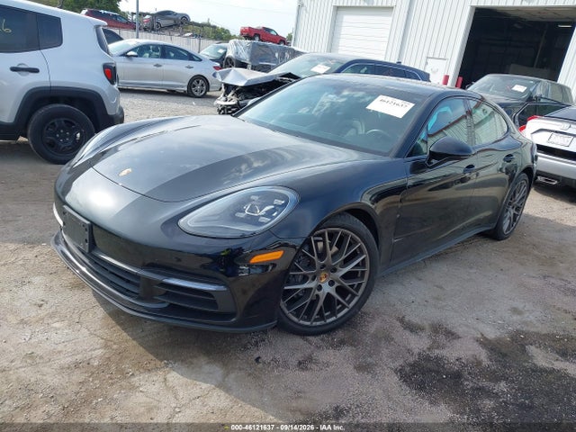 2018 PORSCHE PANAMERA 4 2