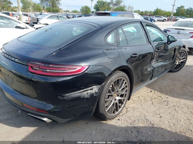 2018 PORSCHE PANAMERA 4 4