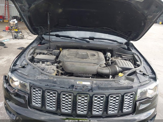 2017 JEEP GRAND CHEROKEE ALTITUDE 4X4 10