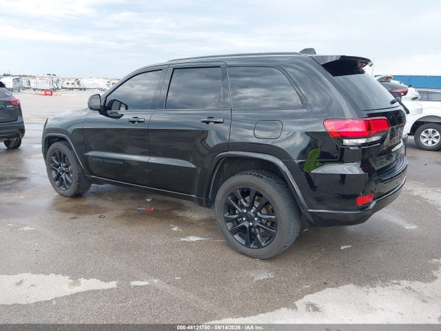2017 JEEP GRAND CHEROKEE ALTITUDE 4X4 3