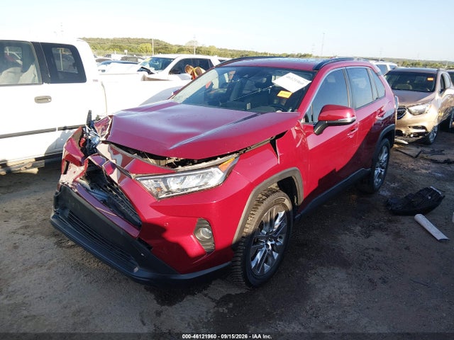 2020 TOYOTA RAV4 XLE PREMIUM 2