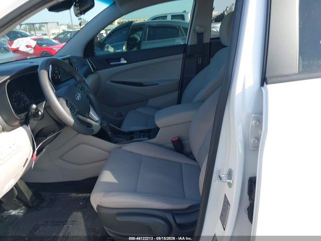 2021 HYUNDAI TUCSON SE 5