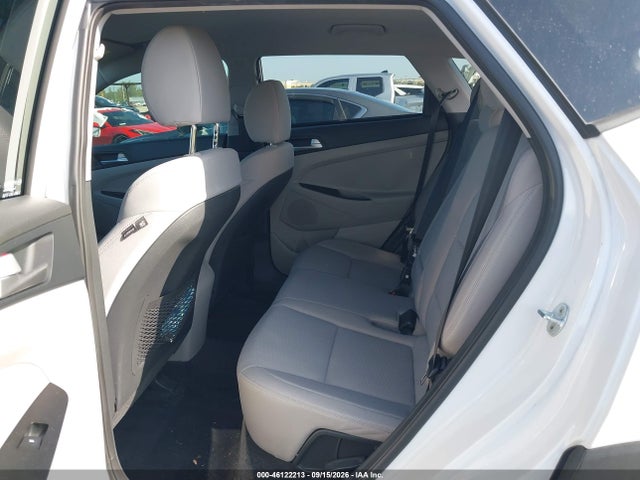 2021 HYUNDAI TUCSON SE 8