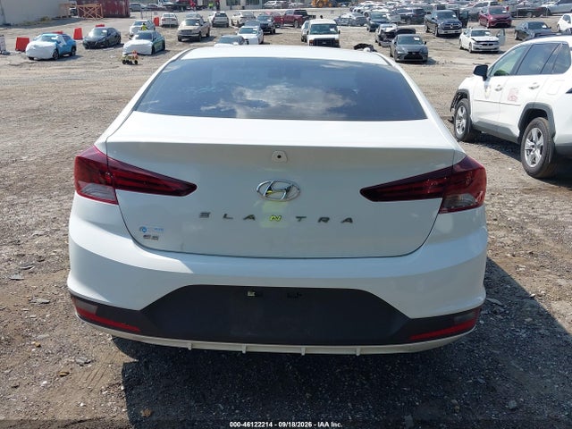 2020 HYUNDAI ELANTRA SE 16