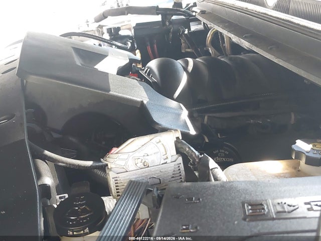 2017 CHEVROLET SUBURBAN LT 10