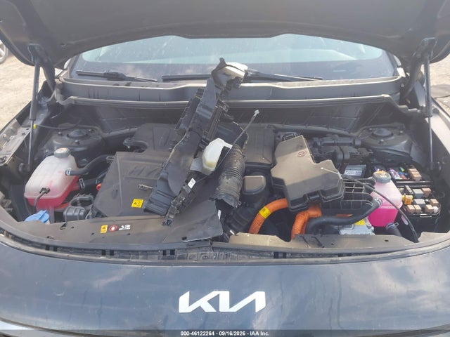 2024 KIA NIRO LX 10
