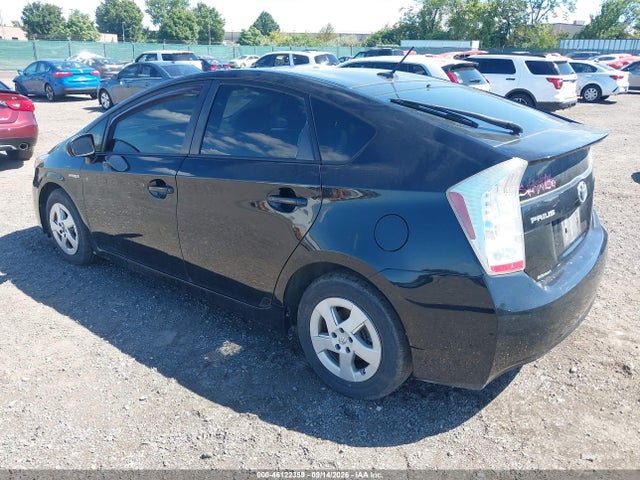 2011 Toyota PRIUS TWO — фото 3