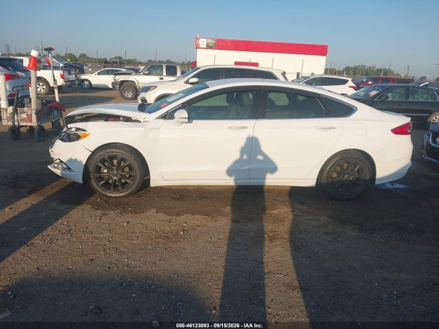 2017 FORD FUSION SE 14