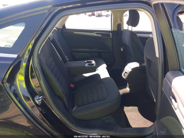 2017 FORD FUSION SE 8